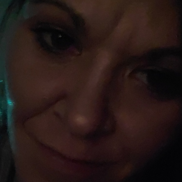 Meet your Posher, Joshlynn - Picture 1 of 1